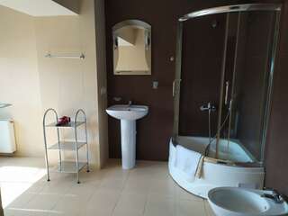 Гостевой дом Мечта Светлогорск 3-X КОМНАТНЫЕ АПАРТАМЕНТЫ-7